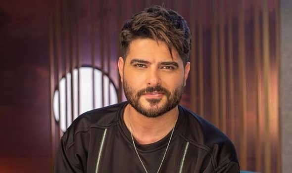 دانييلا رحمة تروج لأغنية حلوة بمشهد رومانسي مع ناصيف زيتون يكشف تناغمهما وعشقهما