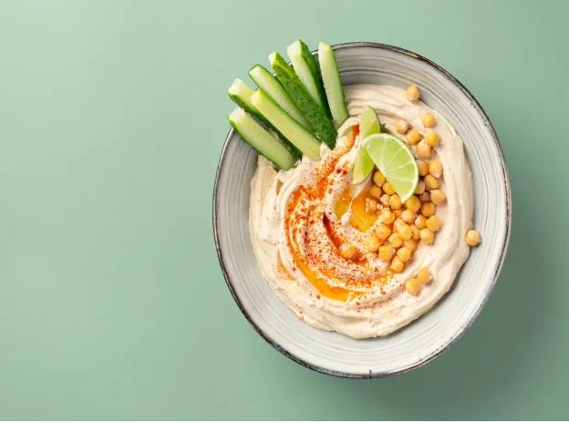 أفضل 5 وجبات خفيفة منخفضة السكر للتخلص من دهون البطن في 30 يومًا