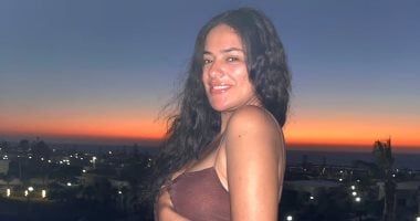 الحمل يمنع ثراء جبيل من ارتباطات فنية جديدة.. صور