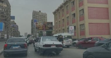 النشرة المرورية.. كثافات مرورية على الطرق الرئيسية فى القاهرة والجيزة