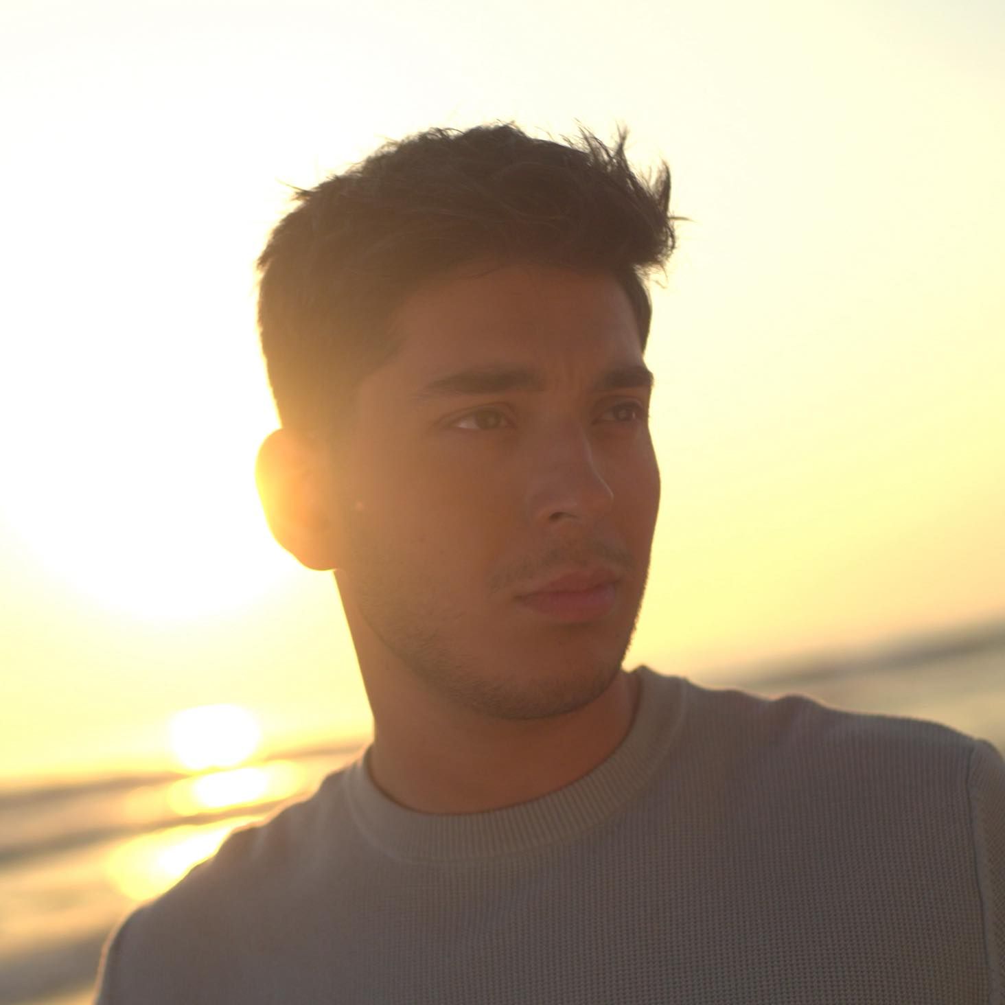 حفيد وديع الصافي… أغنية “مديون” جديد الصّافي تحرز مليونَي مشاهدة خلال أيّام