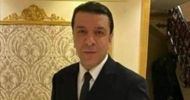 مصطفى كامل يودع محمد عواد: "كنت معايا فى العزاء من يومين"