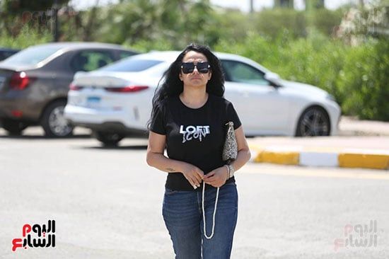 أشرف زكى وريهام حجاج والسعدنى فى جنازة المخرج سامح عبد العزيز