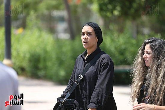 أشرف زكى وريهام حجاج والسعدنى فى جنازة المخرج سامح عبد العزيز