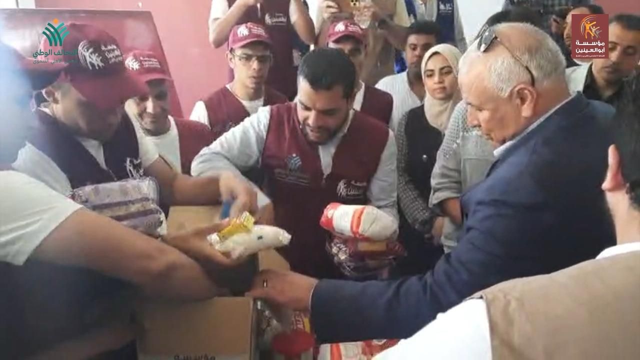 مؤسسة أبو العينين تشارك بقافلة “إيد واحدة” بالوادى الجديد لدعم الأولى بالرعاية