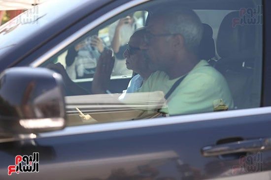 أشرف زكى وريهام حجاج والسعدنى فى جنازة المخرج سامح عبد العزيز