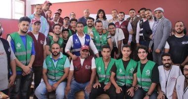 قافلة "إيد واحدة" الشاملة تصل الوادى الجديد لخدمة 14 ألف مواطن.. صور