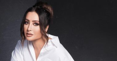 لطيفة تغنى "قبل ما تبعد" من ألحان وتوزيع إسلام رفعت