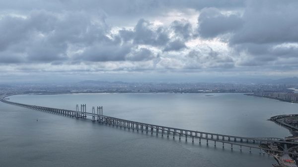 الصين تجدد إنذاراً باللون الأصفر لمواجهة العواصف