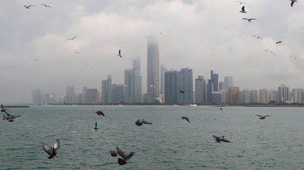 الطقس صحو إلى غائم مع سحب شرقاً غداً