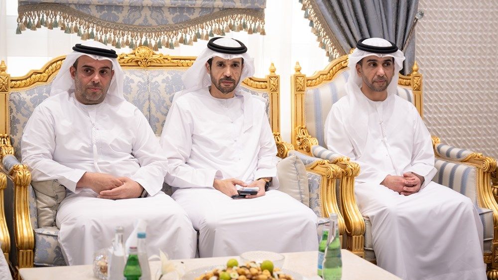 حمدان بن زايد يزور المواطن مبارك سعيد الحديلي المنصوري في مدينة السلع