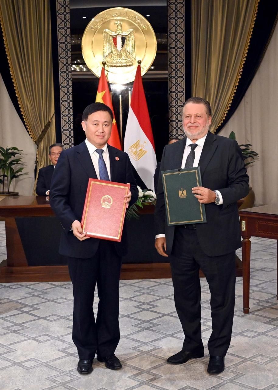 البنك المركزى يوقع مذكرة تفاهم مع الصين لتشجيع استخدام العملات المحلية