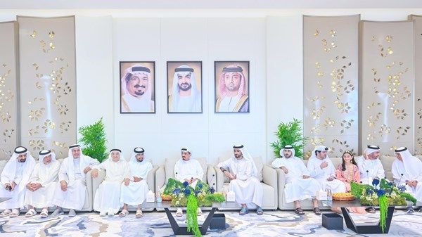 حاكم عجمان: المجالس بيئة مثالية تعزز الروابط الاجتماعية