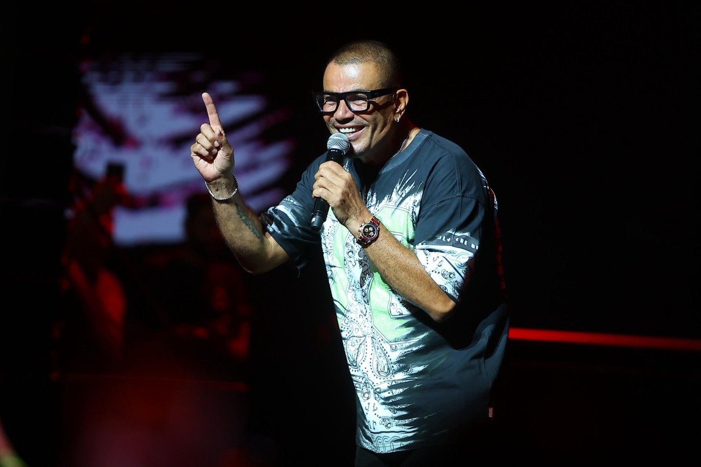 بحضور 10,000 متفرج.. عمرو دياب يُشعل مسرح عبادي الجوهر أرينا في جدة بألبوم ابتدينا