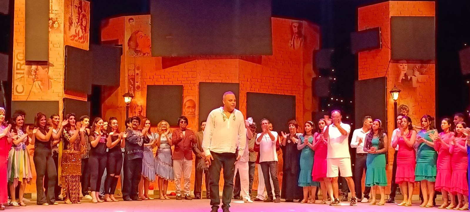 نجاح للموسم الصيفي بالبيت الفني للفنون الشعبية بعرض نوستالجيا 90/80