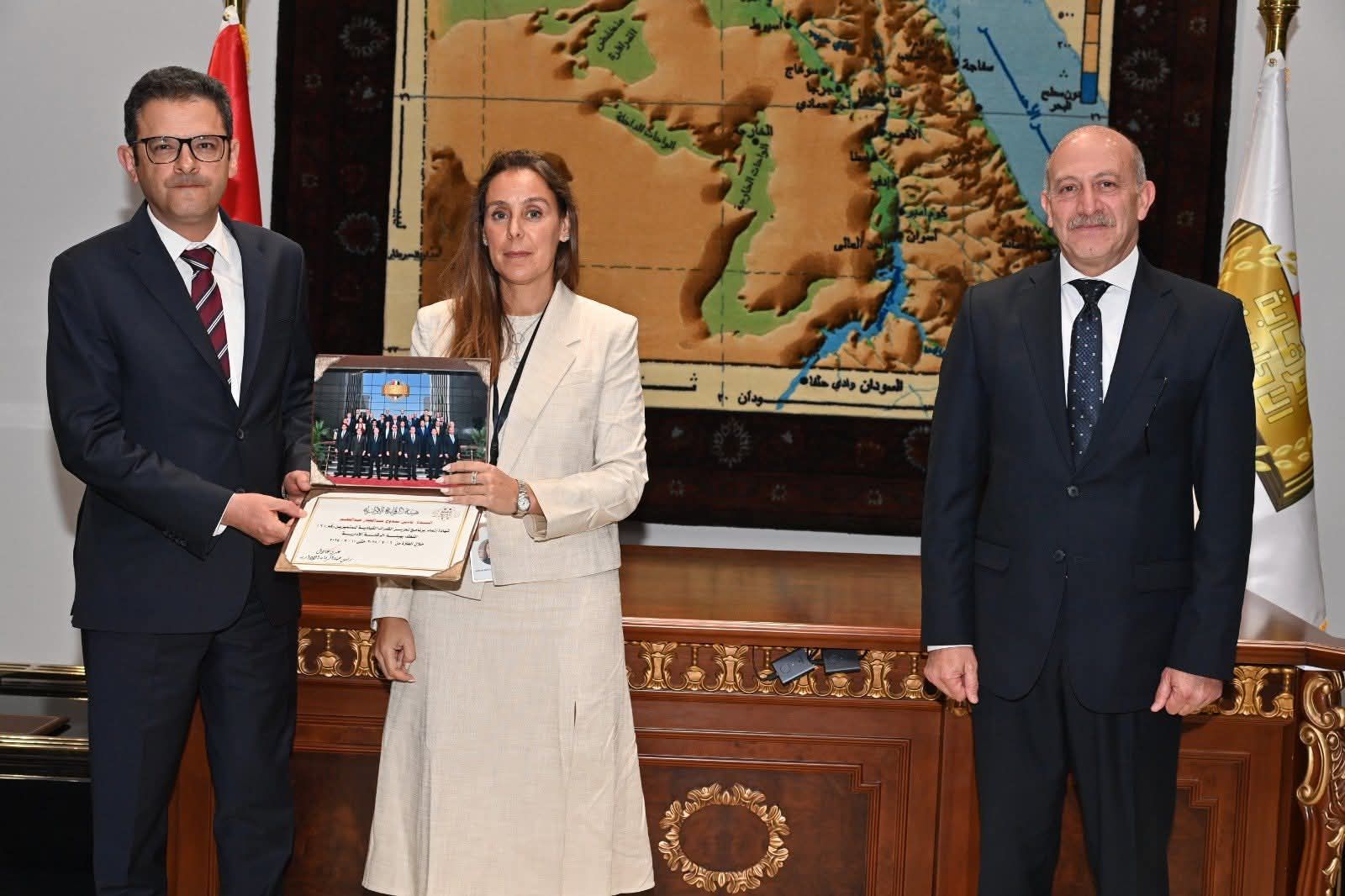 الرقابة الإدارية تختتم البرنامج التاسع لتأهيل القيادات بالعاصمة الإدارية