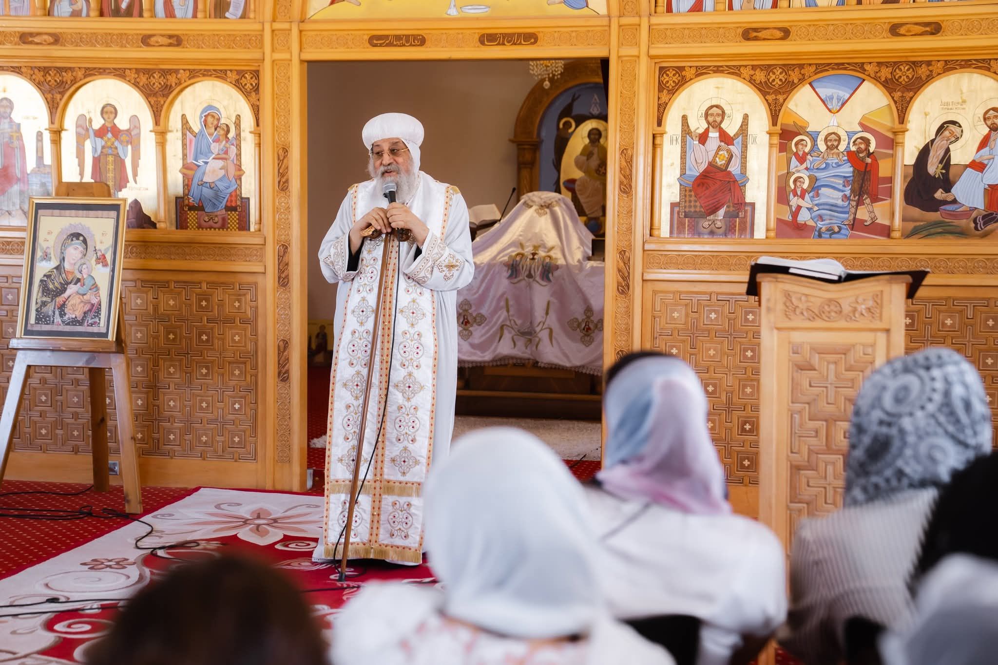 البابا تواضروس الثاني يصلي قداس عيد الرسل مع شباب أسبوع الخدمة العالمي
