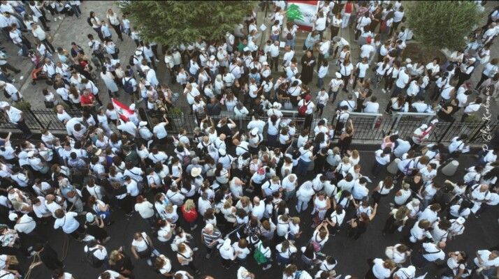 أكثر من عشرة آلاف مؤمن في مسيرة حج إلى ضريح القديس شربل في عنّايا تحضيرًا لعيده