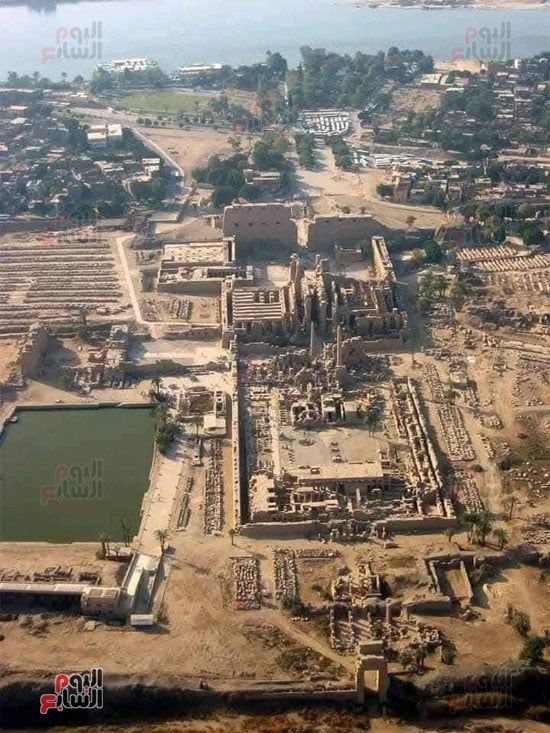 كشف أثرى بالكرنك.. العثور على مبنى بالطوب اللبن يحوى أفران ومعدات طهى خبز.. صور