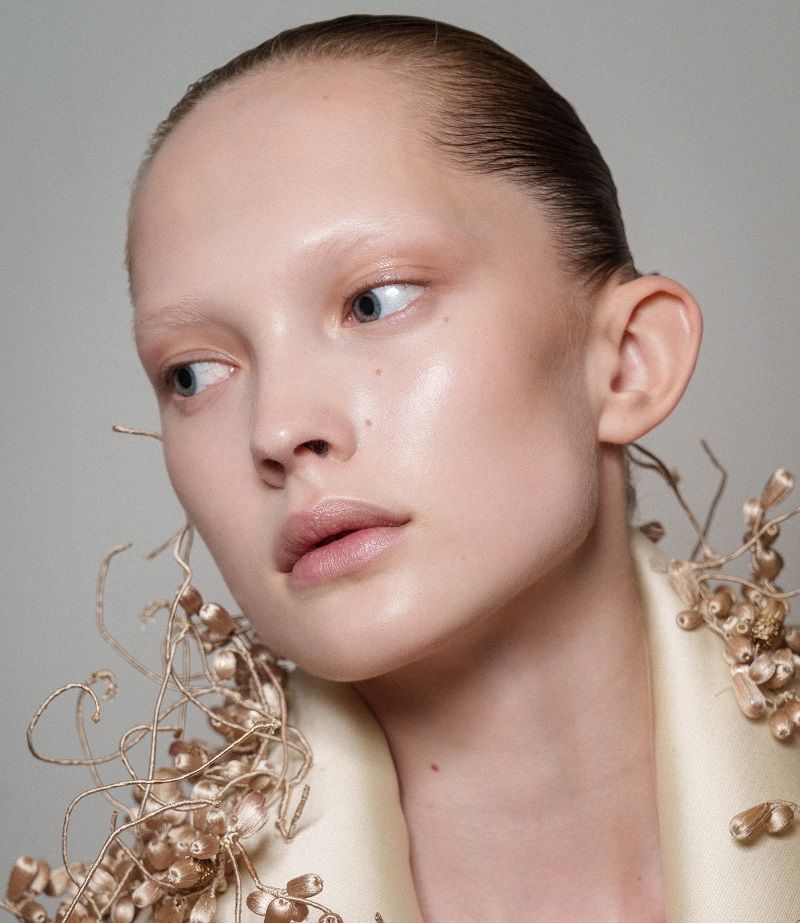 أبرز صيحات المكياج التي أطلقها أسبوع الموضة في باريس لخريف وشتاء 2025-2026