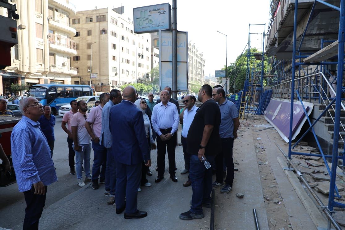 محافظ القاهرة يتفقد سنترال رمسيس لمتابعة أعمال الترميم.. صور