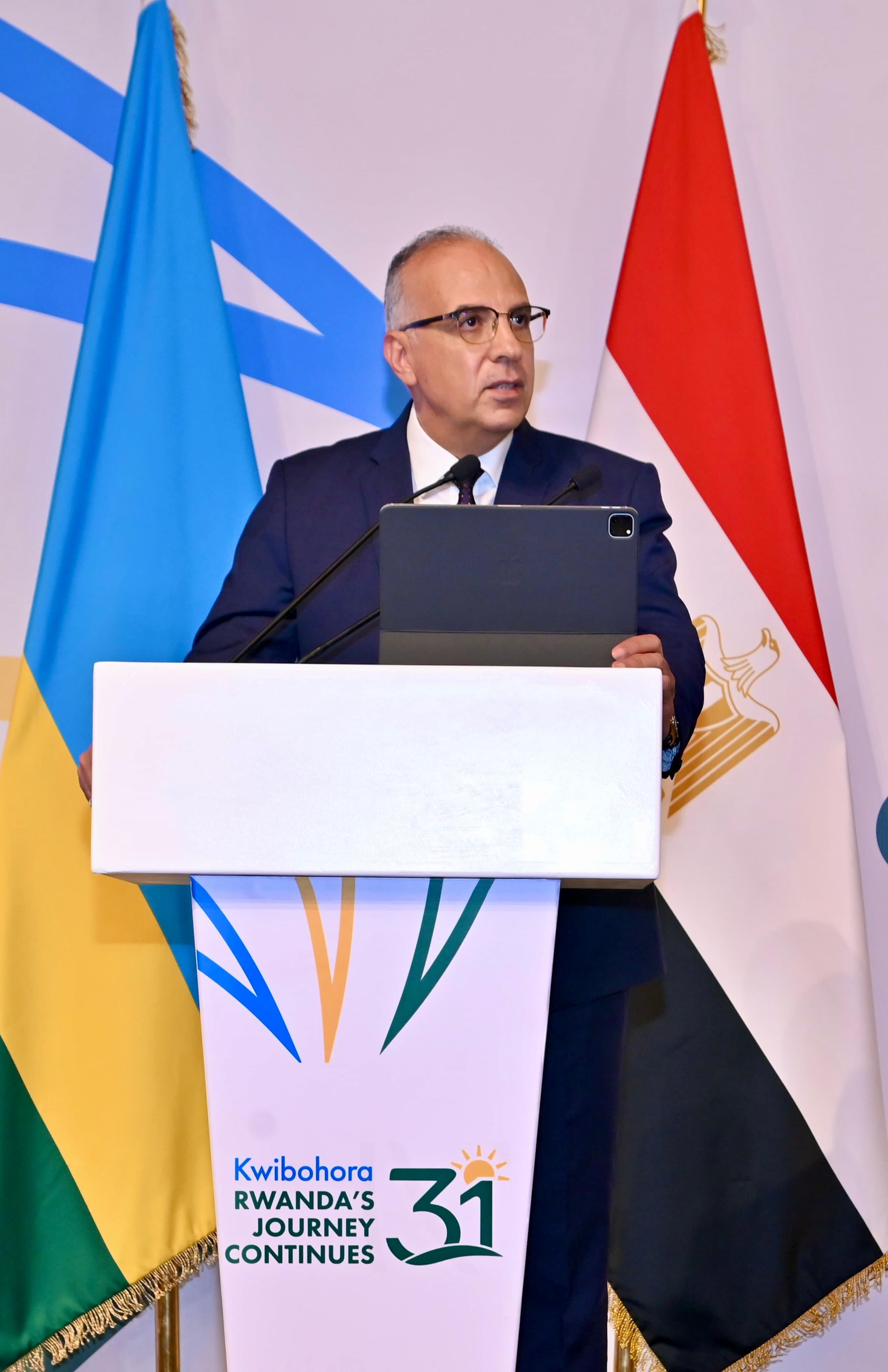 وزير الرى يشارك فى الاحتفال بالذكرى الـ31 لعيد التحرير الوطنى لـ"رواندا"