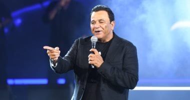 محمد فؤاد يشعل افتتاح المسرح الرومانى بباقة من أجمل أغانيه