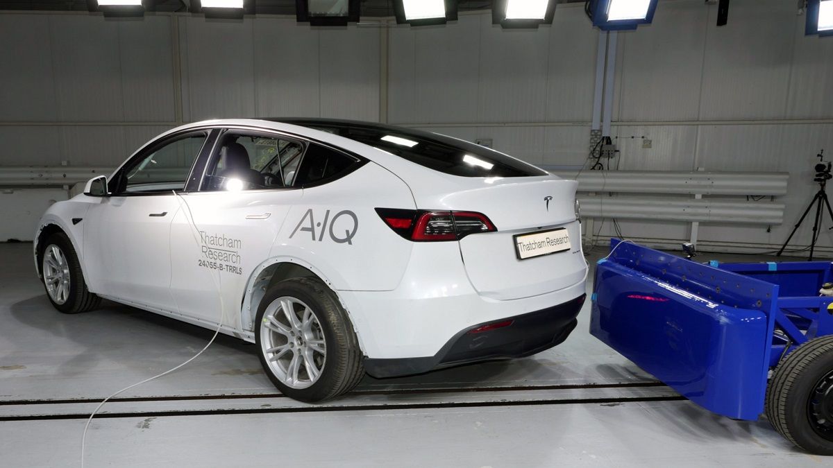 الامارات | تويوتا وهوندا على خطى «تسلا».. تقنية «الصب العملاق» تغزو عالم السيارات الكهربائية