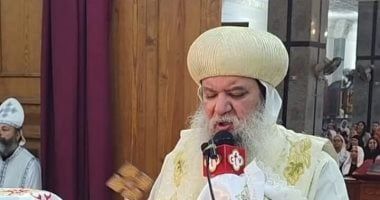 الكنيسة تقيم قداس تذكار رحيل البابا كيرلس عمود الدين بكنيسته بعزبة النخل