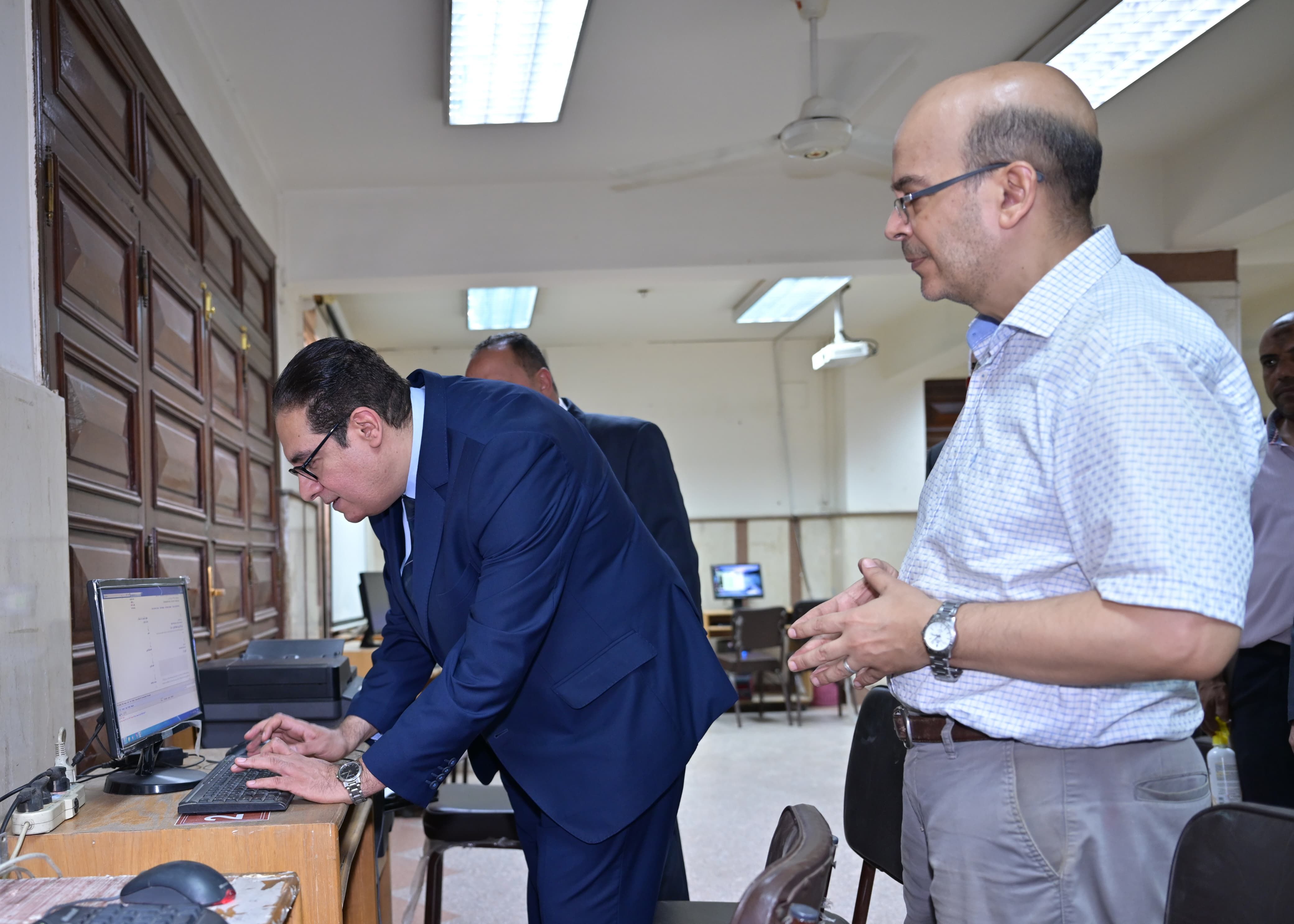 تنسيق الجامعات 2025.. جاهزية معامل التنسيق الإلكترونى لكليات جامعة القاهرة