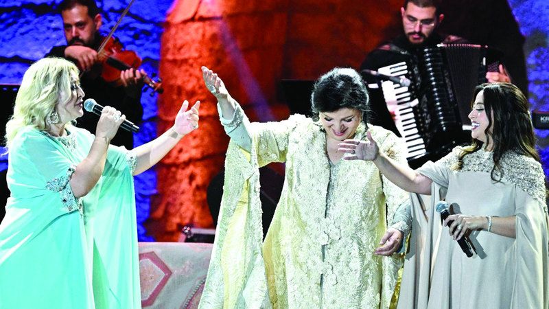 الامارات | «ديوانية حب» نسائية في «بيت الدين».. طرب بمشاركة رئيس وزراء لبنان