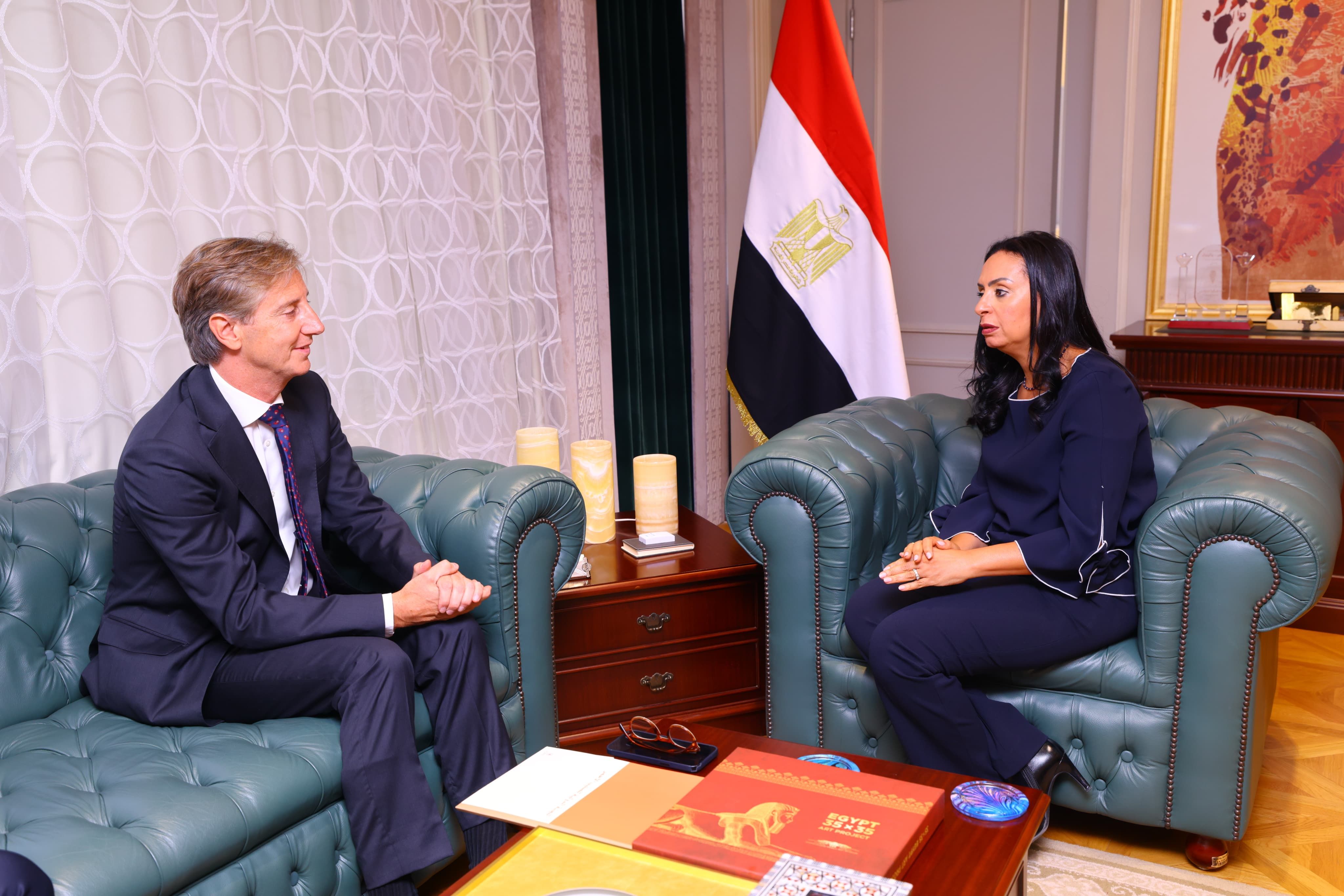 وزيرة التضامن تلتقى الممثل المقيم لبرنامج الأمم المتحدة الإنمائي في مصر