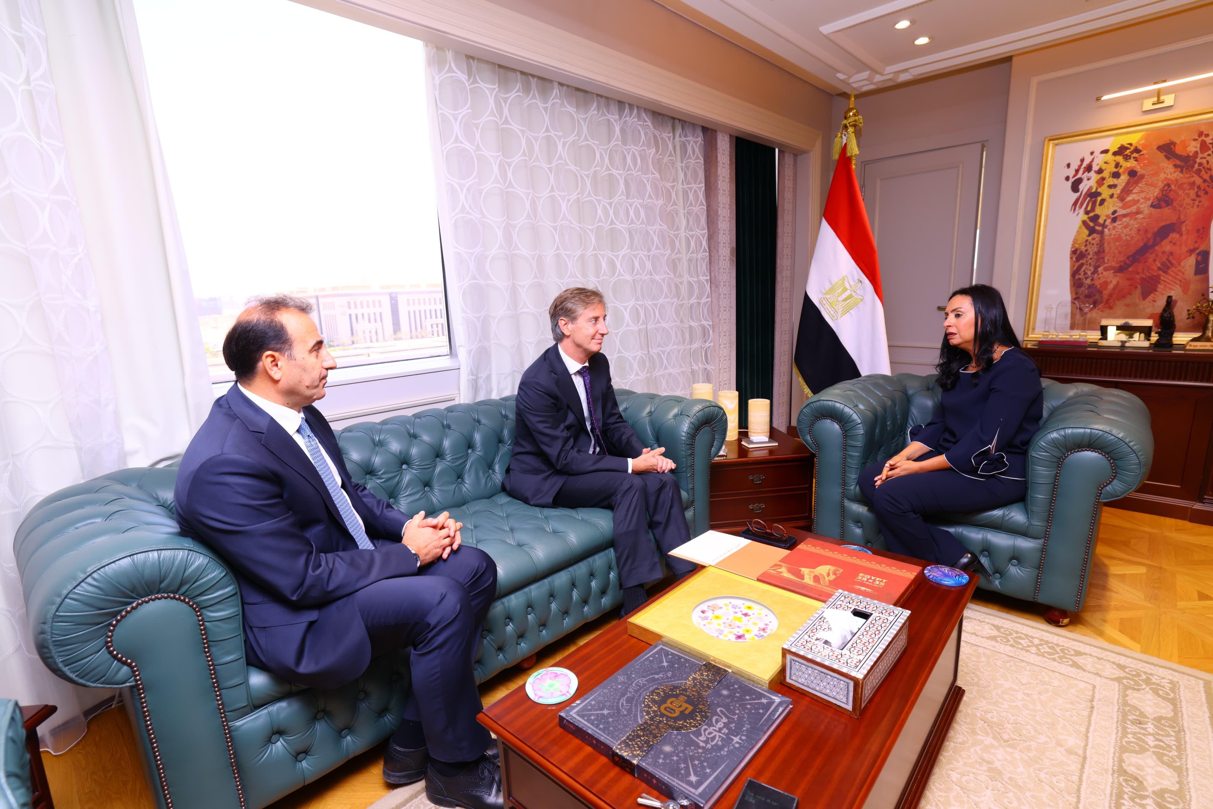 وزيرة التضامن تلتقى الممثل المقيم لبرنامج الأمم المتحدة الإنمائي في مصر