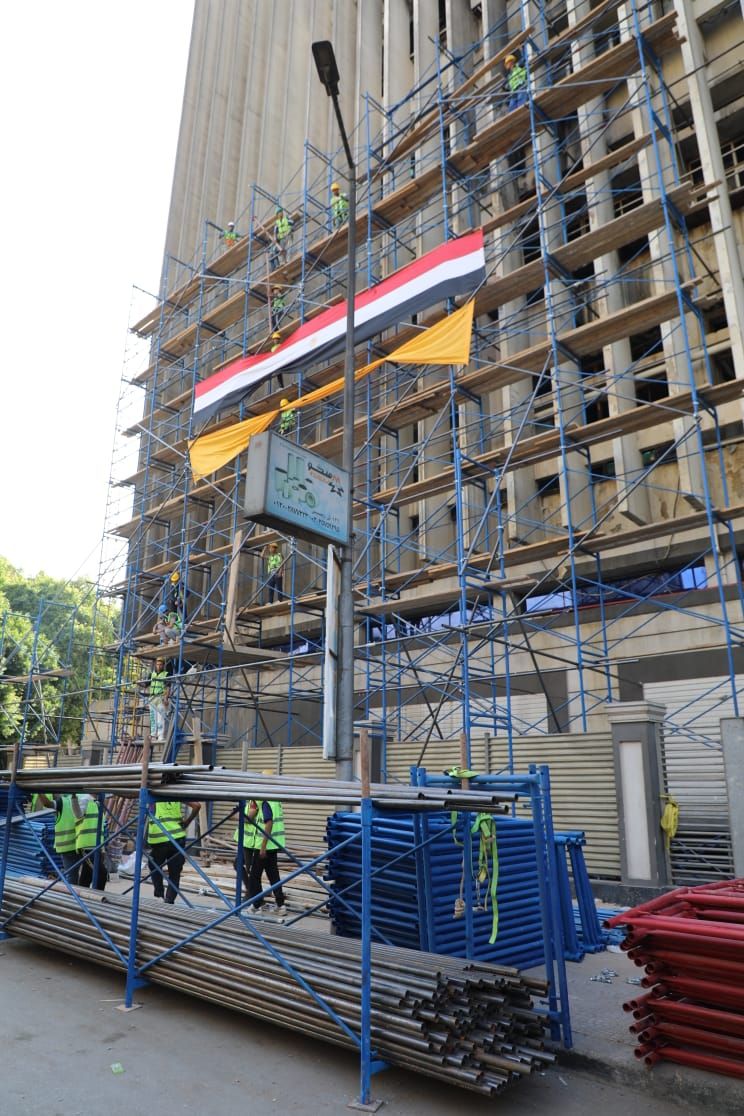 محافظ القاهرة يتفقد سنترال رمسيس لمتابعة أعمال الترميم.. صور