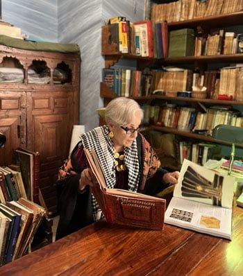 شهيرة محرز حارسة ذاكرة الأزياء المصرية