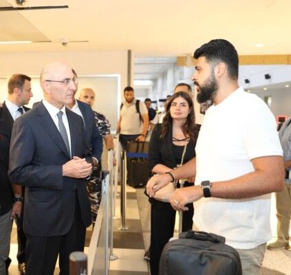 الحجار جال في المطار مطلعا على الإجراءات الأمنية والإدارية المعتمدة لضمان سلامة الوافدين والمغادرين