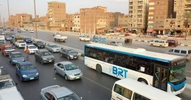 النقل: تعاون مع المرور لإقرار مخالفة أى مركبة تسير بحارة الأتوبيس الترددى