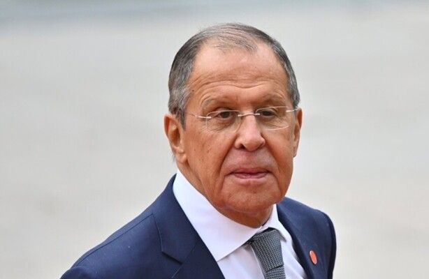 لافروف يصل إلى الصين للمشاركة في اجتماع منظمة شنغهاي للتعاون