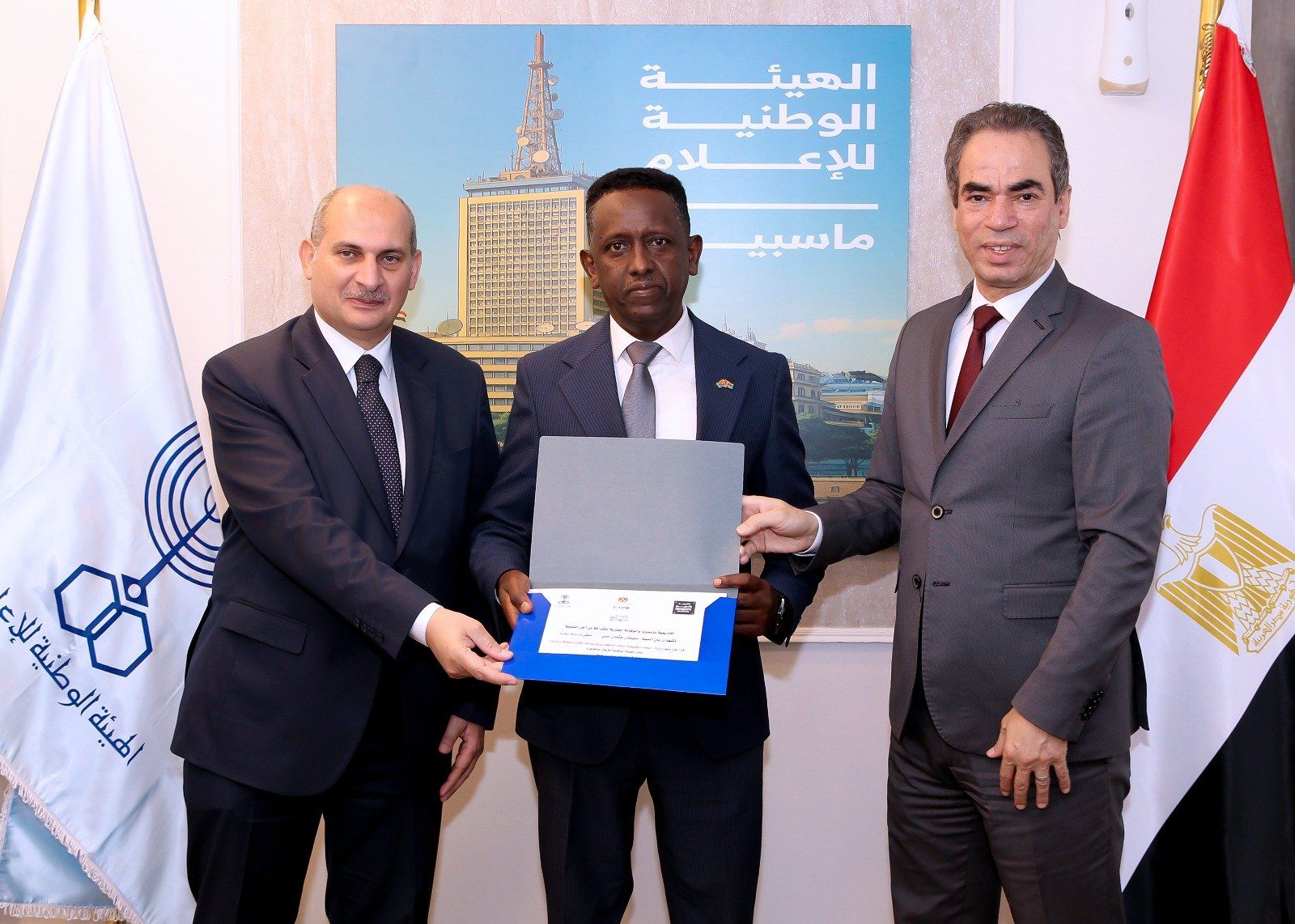 تشمل إعلاميين من إريتريا.. "الوطنية للإعلام": تخريج الدفعة الأولى من أكاديمية ماسبيرو