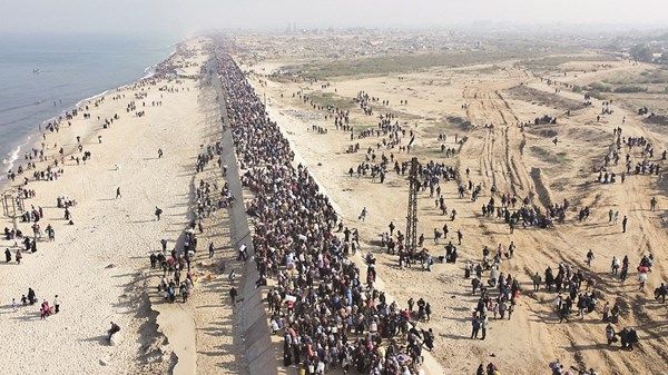 إسرائيل تفرض قيوداً أمنية صارمة على بحر غزة