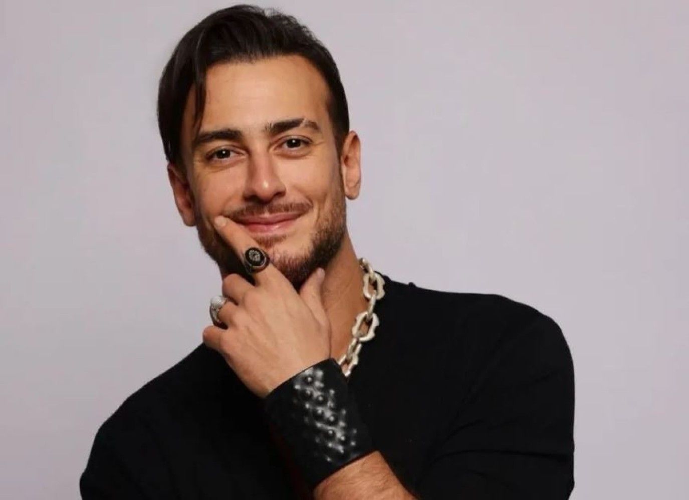 سعد لمجرد وبوسي يقدمان الأغنية الدعائية لفيلم الشاطر