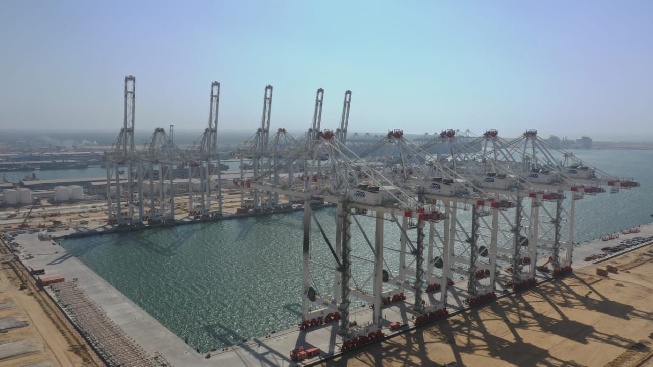 شاهد أحدث تصوير جوى لمحطة حاويات تحيا مصر 1 بميناء دمياط