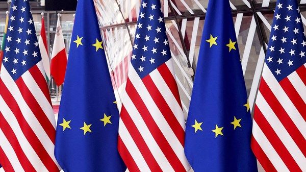 الاتحاد الأوروبي يرجئ فرض رسوم على السلع الأميركية