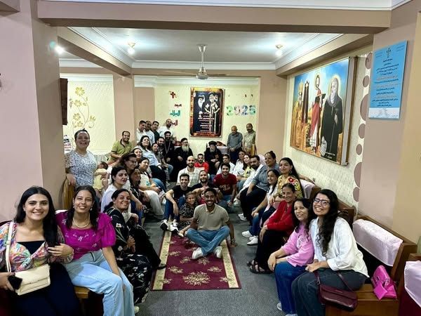 بعد رسامته.. أسقف إيبارشية البحيرة يجرى أول زيارة رعوية لوادي النطرون