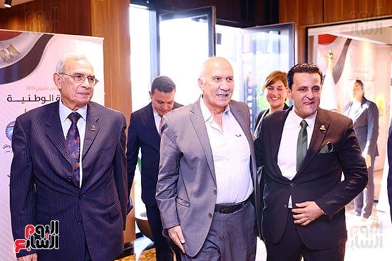 توصيات اللقاء التشاوري الثالث للقائمة الوطنية من أجل مصر.. صور