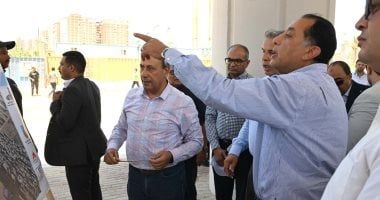 رئيس الوزراء يتفقد مشروع إنشاء محور السادات "كوبري 45" بالإسكندرية