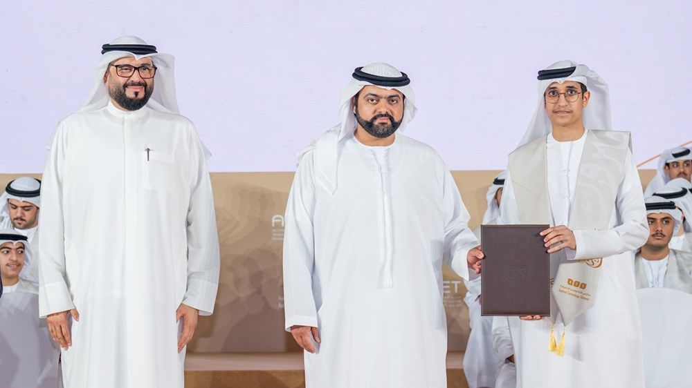 محمد الشرقي يشهد حفل تخريج 112 طالباً من مدارس التكنولوجيا التطبيقية