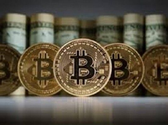 عملة "بتكوين" وصلت إلى مستوى 120 ألف دولار لأول مرة