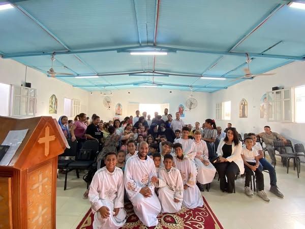 بعد رسامته.. أسقف إيبارشية البحيرة يجرى أول زيارة رعوية لوادي النطرون