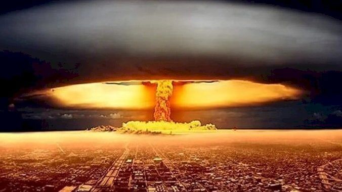 بعد الحرب الأخيرة.. مستشار إيراني يلوّح بهجوم نووي على تل أبيب! (صورة)